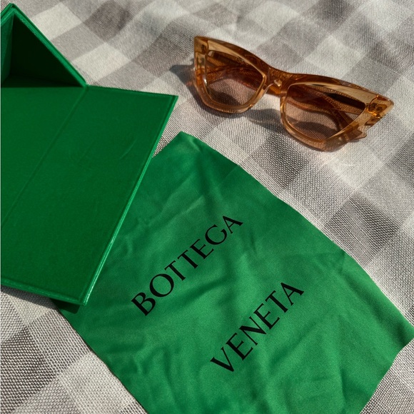 SOLD - Picture 3 of 6